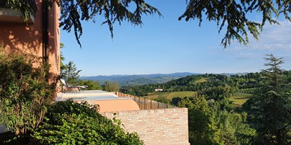 Hochzeit - Parkplatz: kostenlos - Italien - Villa Giarvino - das exquisite Gästehaus im Piemont