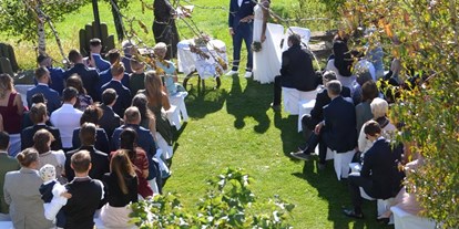 Hochzeit - Art der Location: Bauernhof/Landhaus - Helfenberg (Ahorn, Helfenberg) - Zeremonie am Panoramaplatz - Vedahof - Gramastetten