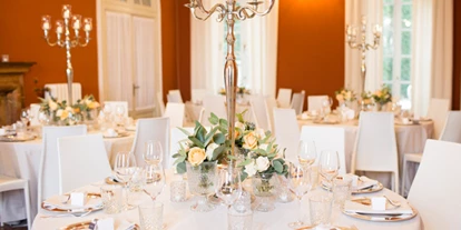 Wedding - Pettenasco - Ortasee - Die Räume im Erdgeschoss bieten Platz für Buffet-Dinner und Placé-Lunch. - Villa Piceni