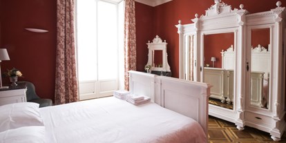 Hochzeit - Piemont - Im ersten Stock befinden sich 2 Suiten mit Seeblick und Zugang zum privaten Garten, die bequem Platz für bis zu 11 Personen bieten. - Villa Piceni
