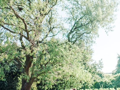 Hochzeit - Geeignet für: Eventlocation - Winden am See - Ab 2017 sind auch Trauungen in unserem Weingarten mit Blick auf den See möglich! - Himmelblau Rust - Hochzeit im Vintage Haus