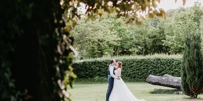Wedding - Hesse - Der Schlossgarten lädt darüber hinaus zu tollen Hochzeitsfotos. - Hofgut Dippelshof