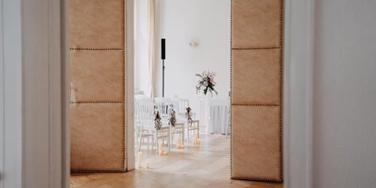 Wedding - Geeignet für: Private Feier (Taufe, Erstkommunion,...) - Germany - Der Trauungssaal des Schloss Wulkow in Brandenburg. - Schloss Wulkow