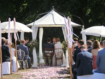 Hochzeit - Geeignet für: Eventlocation - Goyatz - standesamtliche Trauung vor Ort... - Alte Försterei