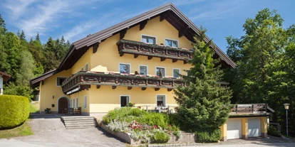 Nozze - Frühlingshochzeit - Berchtesgaden - Unser Apartmenthaus direkt neben unserem Gasthof mit 7 Wohnugne für 4 bis 6 Personen. - Gasthof Krisplwirt