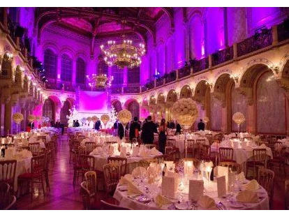 Hochzeit - Geeignet für: Firmenweihnachtsfeier - Pillichsdorf - romantischer Großer Ferstelsaal - Palais Ferstel