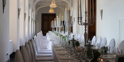 Hochzeit - Geeignet für: Produktpräsentation - Linz am Rhein - Schloss Arenfels in den Weinbergen von Bad Hönningen - Schloss Arenfels
