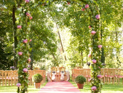 Hochzeit - Art der Location: Schloss - Heiraten im Veranstaltungsschloss Margarethen am Moos. - Veranstaltungsschloss Margarethen am Moos