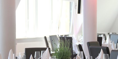 Hochzeit - externes Catering - Winsen (Luhe) - Elblocation Panorama Lounge 