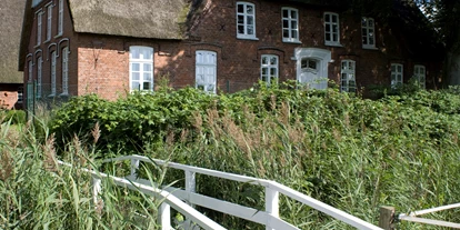 Bruiloft - Art der Location: Bauernhof/Landhaus - Hodorf - Romatische Brücke - Landsitzhotel Peterhof