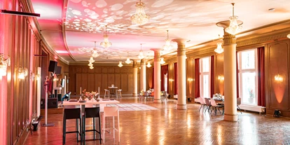 Wedding - Umgebung: am Fluss - Schkopau - Barocksaal - Parkschloss Leipzig