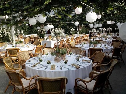 Hochzeit - Art der Location: Wintergarten - Feiern Sie Ihre Hochzeit auf DER SONNENHOF in Baden-Württemberg.
 - DER SONNENHOF