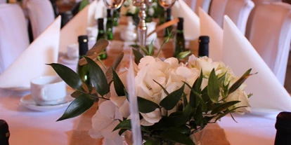 Wedding - Geeignet für: Seminare und Meetings - Germany - Tischdeko - Romantische Scheune