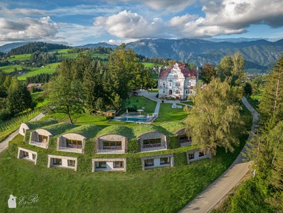 Hochzeit - Umgebung: im Park - Villa Bergzauber