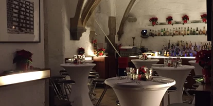 Hochzeit - Umgebung: in einer Stadt - Rommerskirchen - Barbereich mit Stehtischen - 1460 Veranstaltungsraum