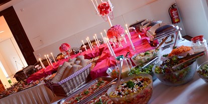 Hochzeit - externes Catering - Niederotterbach - Hochzeit im Hohenstaufensaal. - Hohenstaufensaal