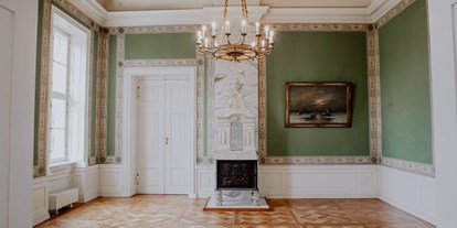 Hochzeit - Art der Location: Eventlocation - Brandenburg Süd - Grüner Salon - Schloss Friedrichsfelde
