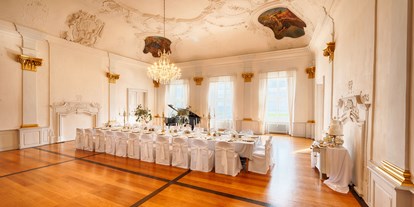 Hochzeit - Hochzeits-Stil: Urban Chic - PLZ 74740 (Deutschland) - Hochzeit im Schloss Horneck - Schlosshotel Horneck