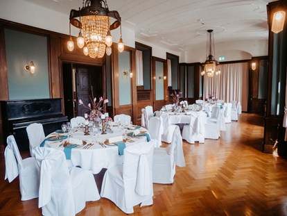 Hochzeit - Umgebung: in Weingärten - Bammental - Jugendstilsaal im Schloss Horneck - Schlosshotel Horneck