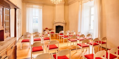 Hochzeit - Geeignet für: Seminare und Meetings - PLZ 74934 (Deutschland) - Der Salon Alzen, welcher als Standesamt genutzt werden kann - Schlosshotel Horneck