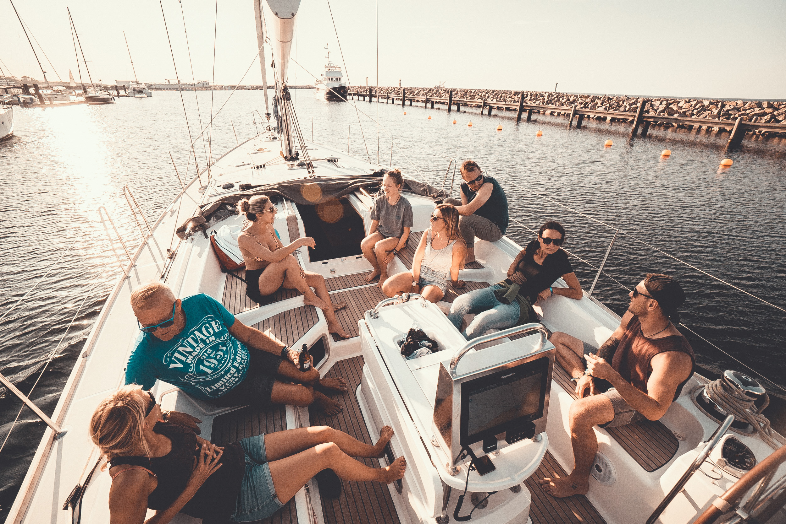 Location per matrimoni - Nehmt eure liebsten 10 Freunde, Familie, ... mit und feiert eine exklusive Hochzeit auf dem Katamaran Salina. - Charter & Sail Katamaran Salina