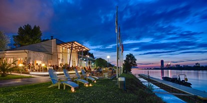 Hochzeit - Umgebung: am Fluss - Donauraum - Marina Restaurant Skyline - MAYA Garden