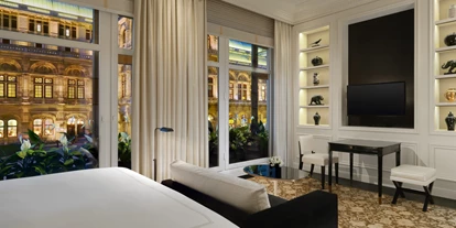 Mariage - Frühlingshochzeit - Wien-Stadt Ottakring - Grand Deluxe Zimmer mit direktem Blick auf die Wiener Staatsoper - Hotel Bristol Vienna