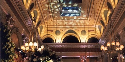 Hochzeit - nächstes Hotel - Wien-Stadt Hernals - Großer Festsaal festlich geschmückt - Wiener Börsensäle