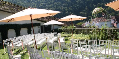 Hochzeit - Umgebung: am See - Großwilfersdorf - Trauung im Gartenschloss Herberstein  - Gartenschloss Herberstein