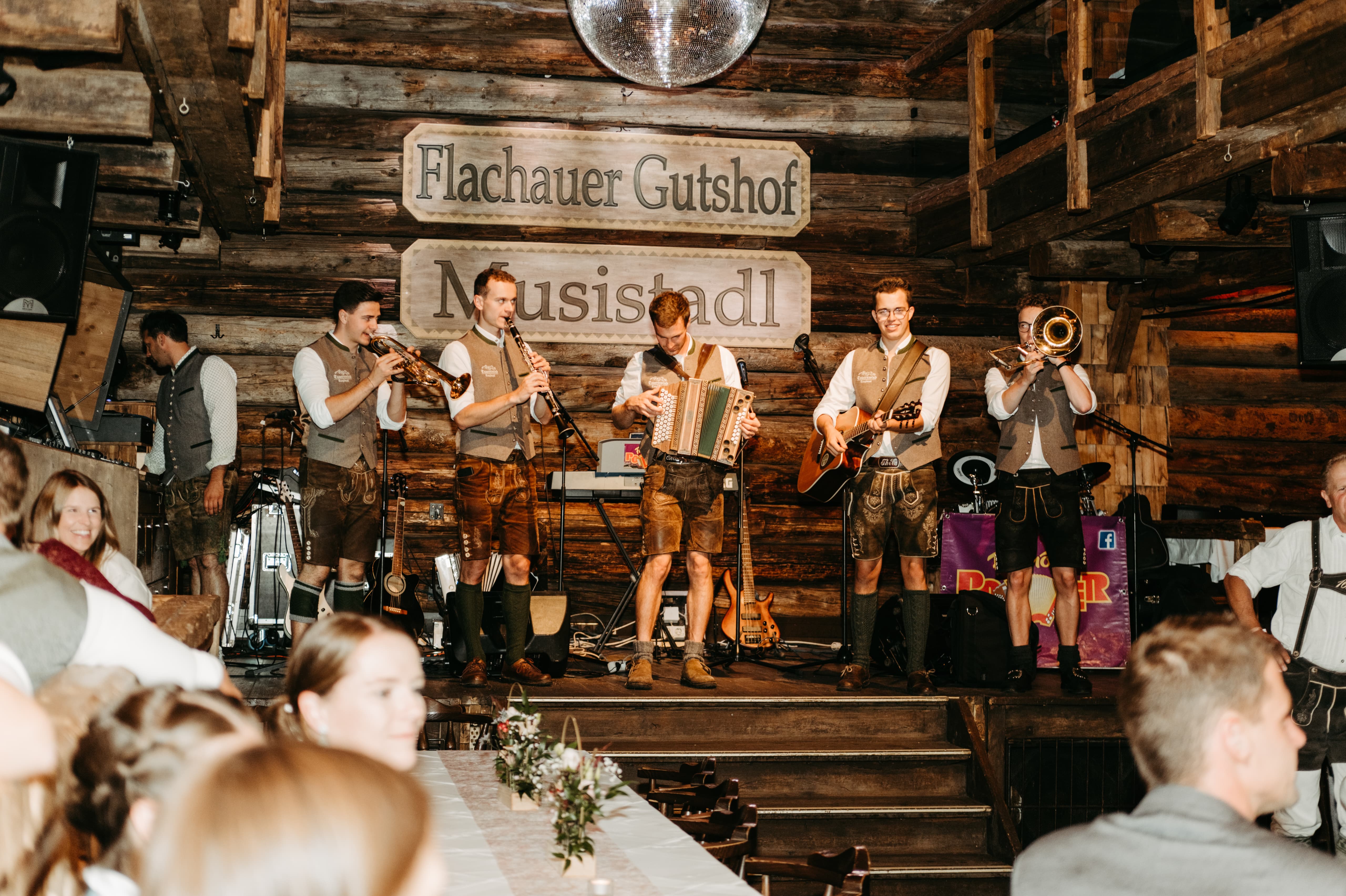 Hochzeitslocation - Der Flachauer Gutshof Musistadl für eure Hochzeit in Flachau. - Flachauer Gutshof - Musistadl