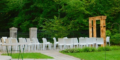 Nozze - Umgebung: im Park - St. Oswald (St. Oswald) - Freigelände - Schloss Neubruck
