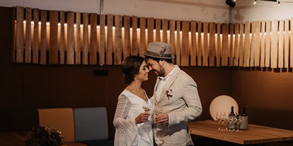 Hochzeit - Hochzeitsessen: Buffet - Salzburg - Lumberhall - kann als Partybereich, Kinderspielecke oder Ruhebereich genutzt werden - Lumberjack Bio Bergrestaurant