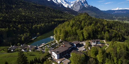 Mariage - Umgebung: am See - Lermoos - Riessersee Hotel Garmisch-Partenkirchen, Luftaufnahme - Riessersee Hotel Garmisch-Partenkirchen