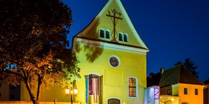 Hochzeit - Donauraum - Außenansicht Kloster UND - Kloster UND