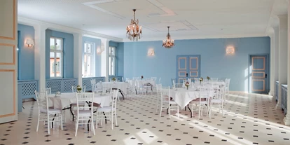 Wedding - interne Bewirtung - Börnicke (Landkreis Barnim) - Festsaal im Gutshaus - Gut Sarnow - Hotel und Restaurant 