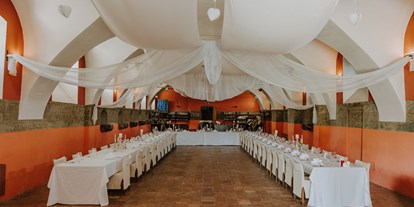 Hochzeit - Kirche - Der große Festsaal des Schloss Kornberg bietet Platz für 180 Hochzeitsgäste. - Schlosswirt Kornberg