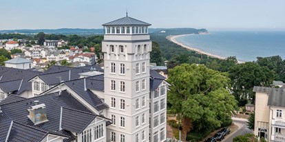Hochzeit - Art der Location: ausgefallene Location - Ostseeküste - Luftbild des VJU Hotel Rügen. - Vju Hotel Rügen