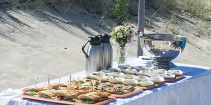 Mariage - Art der Location: Strand - Lohme - Picknick am Strand - Vju Hotel Rügen