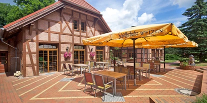 Mariage - Art der Location: Schloss - Seenplatte - Restaurant mit Terrasse - Jagdschloss Waldsee