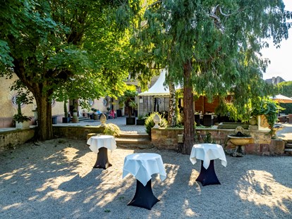 Hochzeit - Parkplatz: Busparkplatz - Haßloch - Hotel Schloss Edesheim