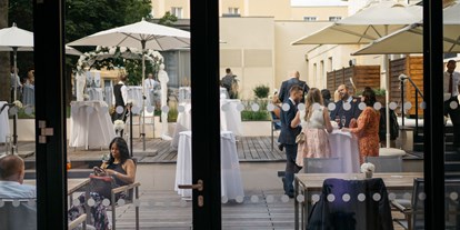 Hochzeit - Trauung im Freien - Tattendorf - Austria Trend Hotel Maximilian