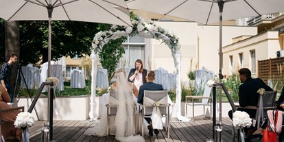 Hochzeit - Trauung im Freien - Tulln an der Donau - Austria Trend Hotel Maximilian