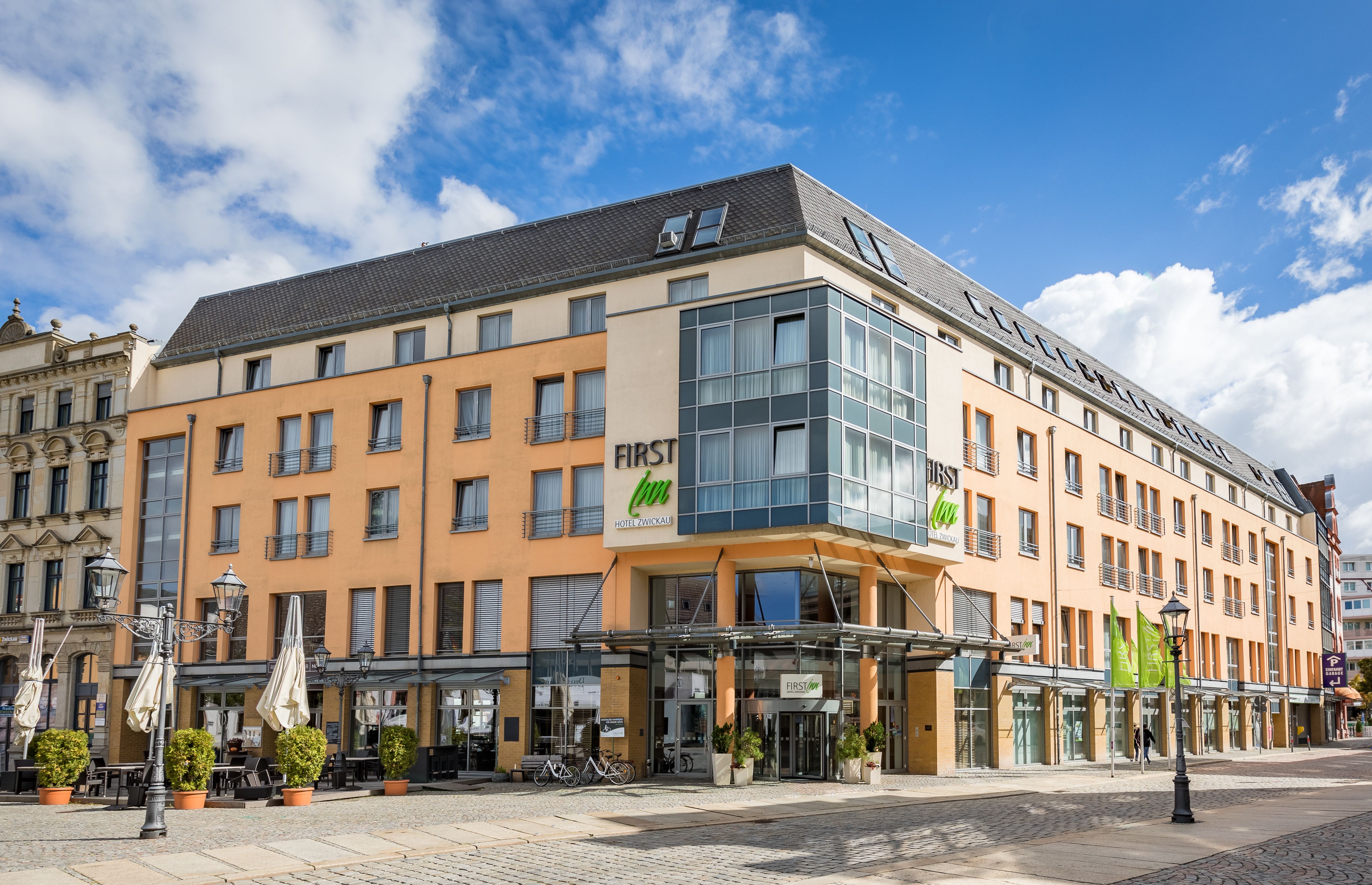 wedding venue - Außenansicht - First Inn Zwickau