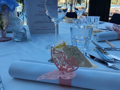 Hochzeit - Geeignet für: Vernissage oder Empfang - Liebetig - Gedeckter Tisch - Hotel Parks Velden