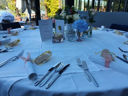 Hochzeit - Hochzeitsessen: Buffet - Göriach (Magdalensberg) - Festlicher Hochzeitstisch - Hotel Parks Velden
