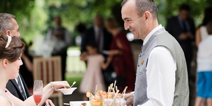 Hochzeit - Geeignet für: Private Feier (Taufe, Erstkommunion,...) - Schladming-Dachstein - Agape im Schlosspark, direkt bei der "Hochzeitslinde" - IMLAUER Hotel Schloss Pichlarn