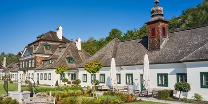 Hochzeit - St. Pölten - Gesamtansicht Schloss Luberegg - Schloss Luberegg