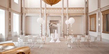 Mariage - Hochzeits-Stil: Modern - Bade-Wurtemberg - Heiraten im Spiegelsaal des Museum Art.Plus - Museum Art.Plus