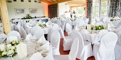 Hochzeit - interne Bewirtung - Lennestadt - Festssal ganz in weiß.... - Golf Café Restaurant