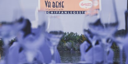 Hochzeit - Wien Alsergrund - Das Donau Restaurant VA BENE verfügt über eine eigene Schiffsanlegestelle, damit Sie und Ihre Gäste bequem per Schiff anreisen können. - Donau Restaurant - Vabene